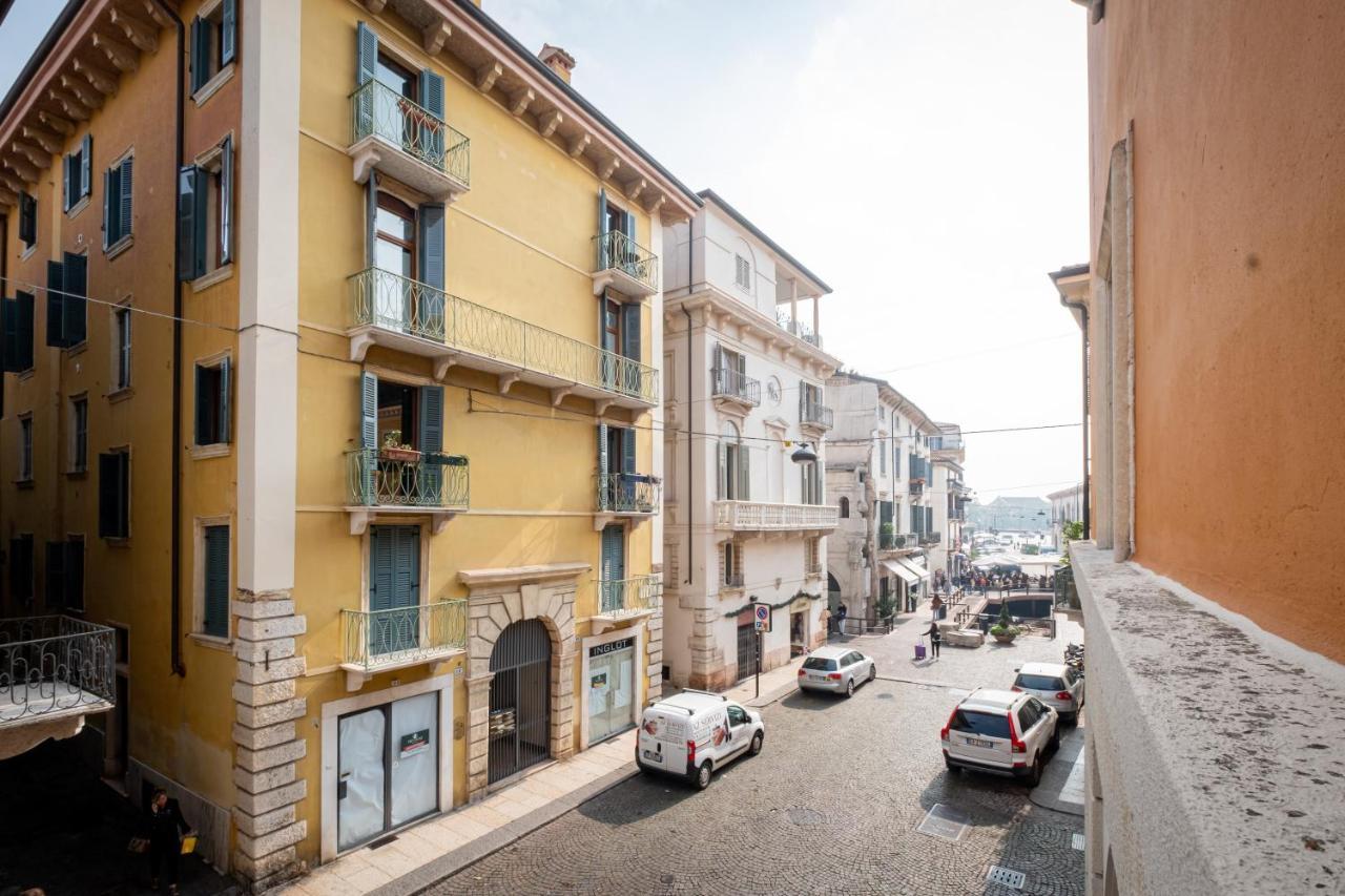 Il Salotto Del Conte Acomodação com café da manhã Verona Exterior foto