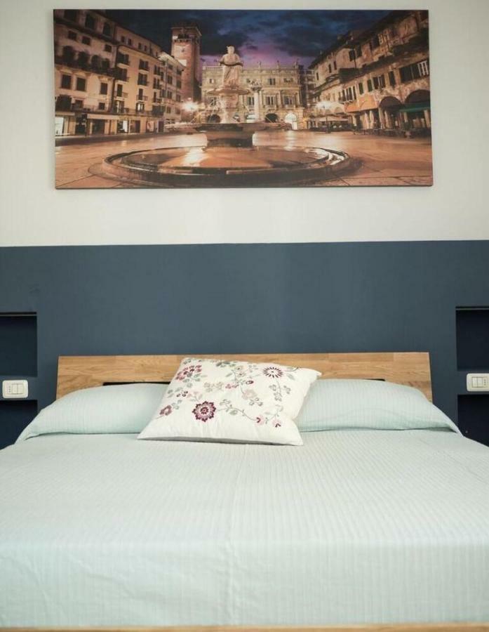 Il Salotto Del Conte Acomodação com café da manhã Verona Exterior foto